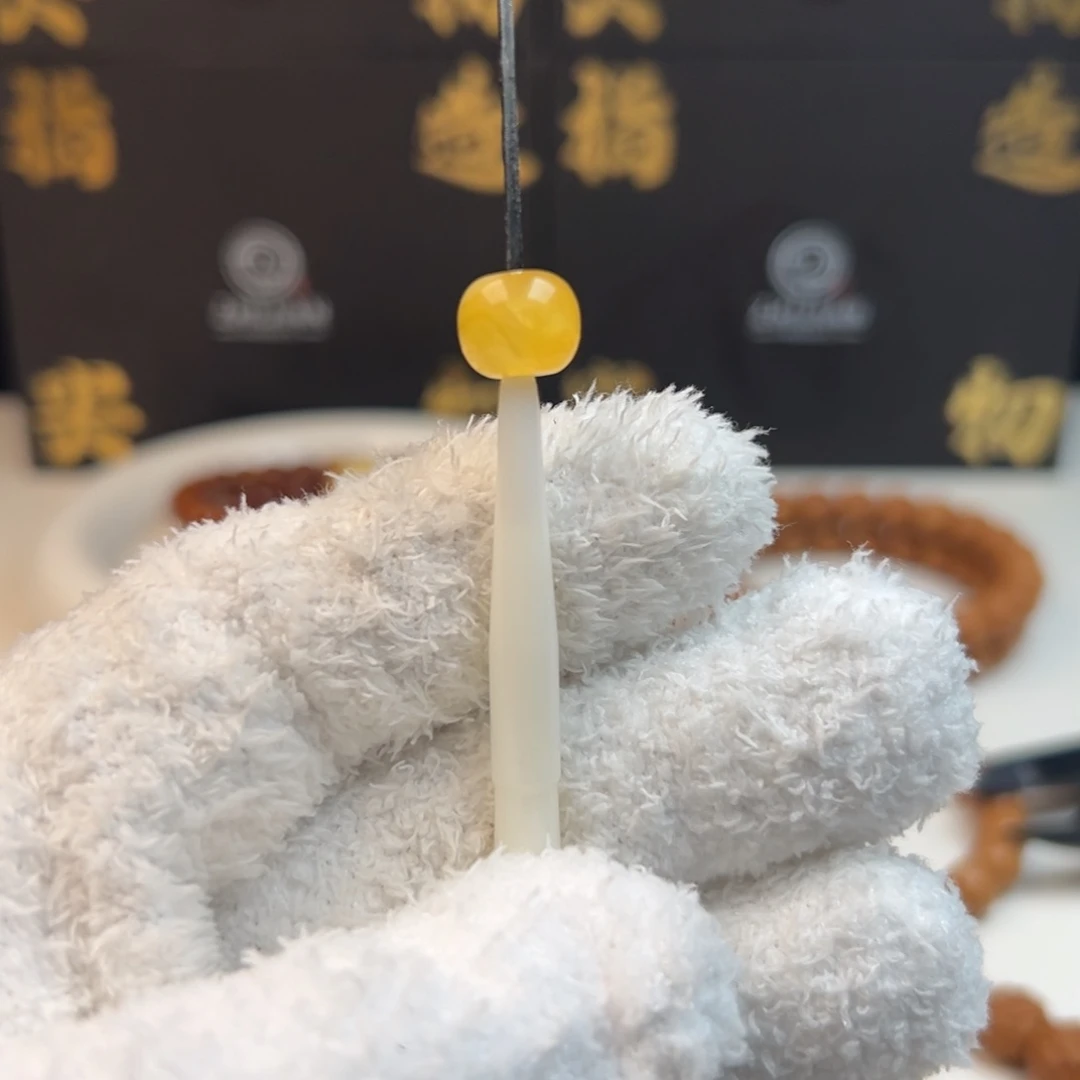 原矿俄料蜜蜡老型
