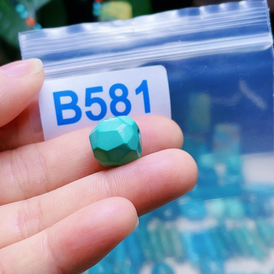 绿石头十堰特色手红配饰