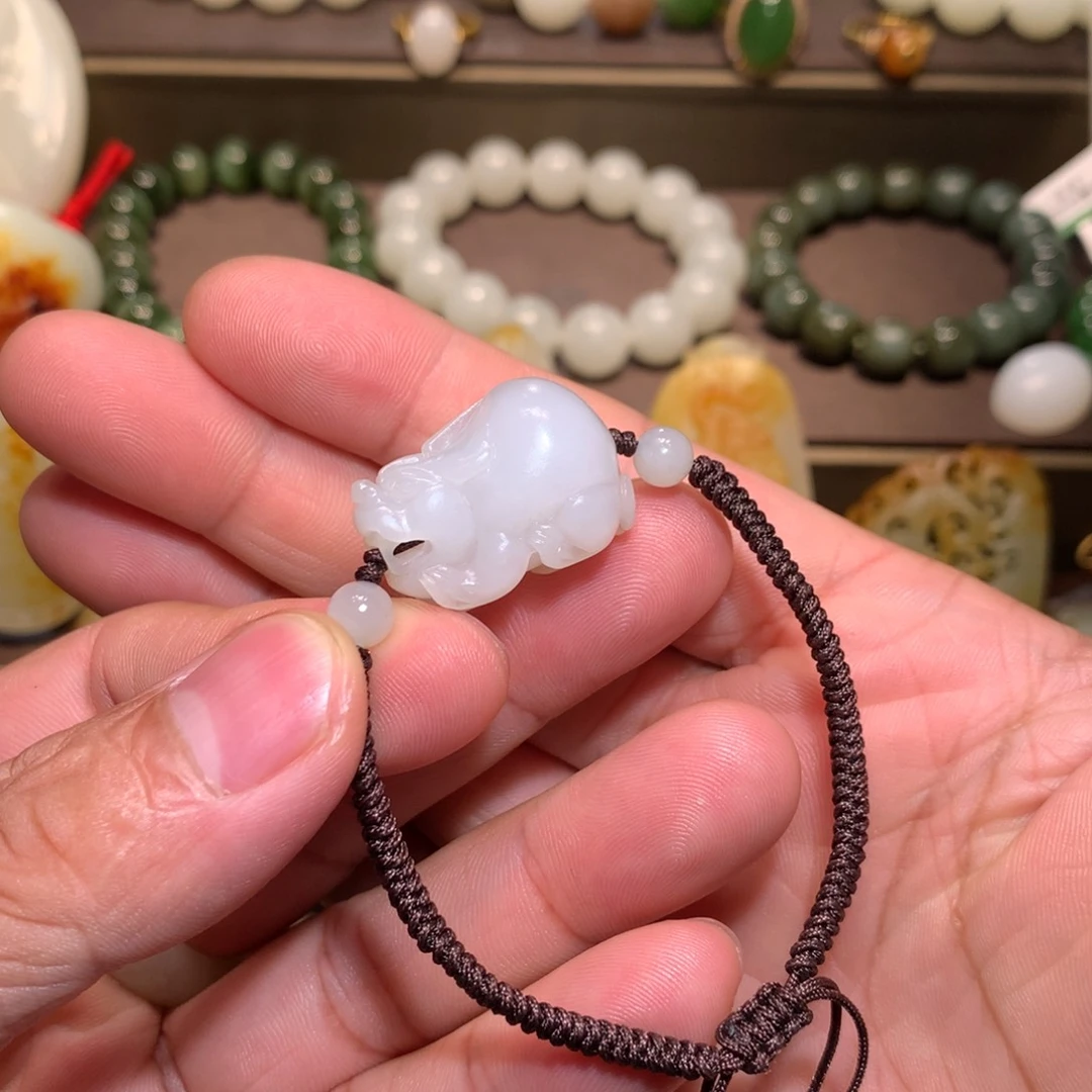 和田玉未镶嵌挂件