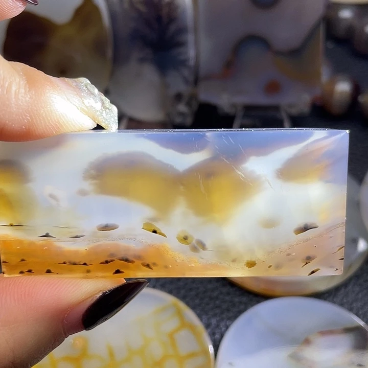 疯***子玛瑙/玉髓未镶嵌颈饰