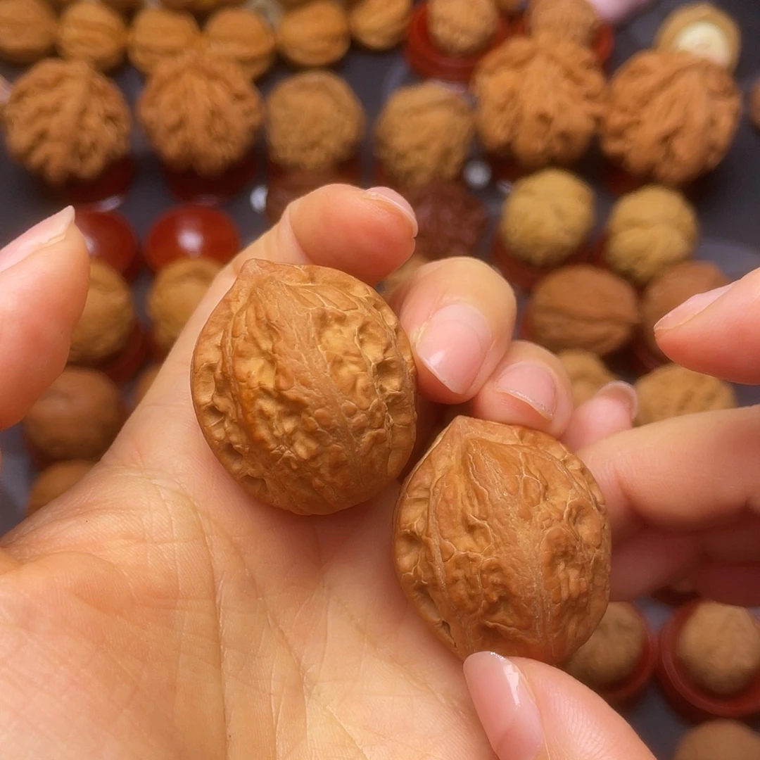 文玩核桃把件陨石坑