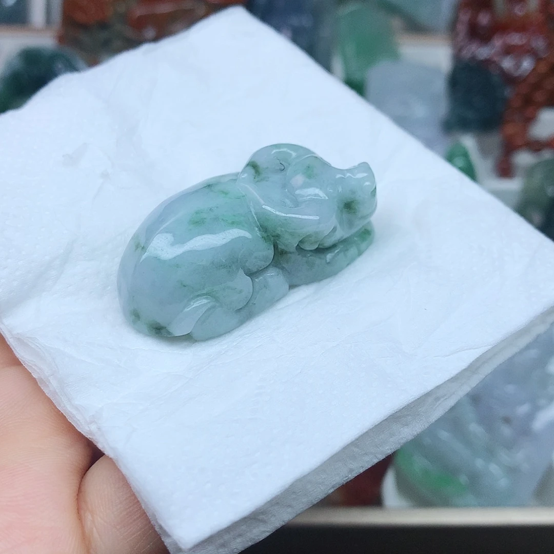 翡翠未镶嵌颈饰翡翠吊坠
