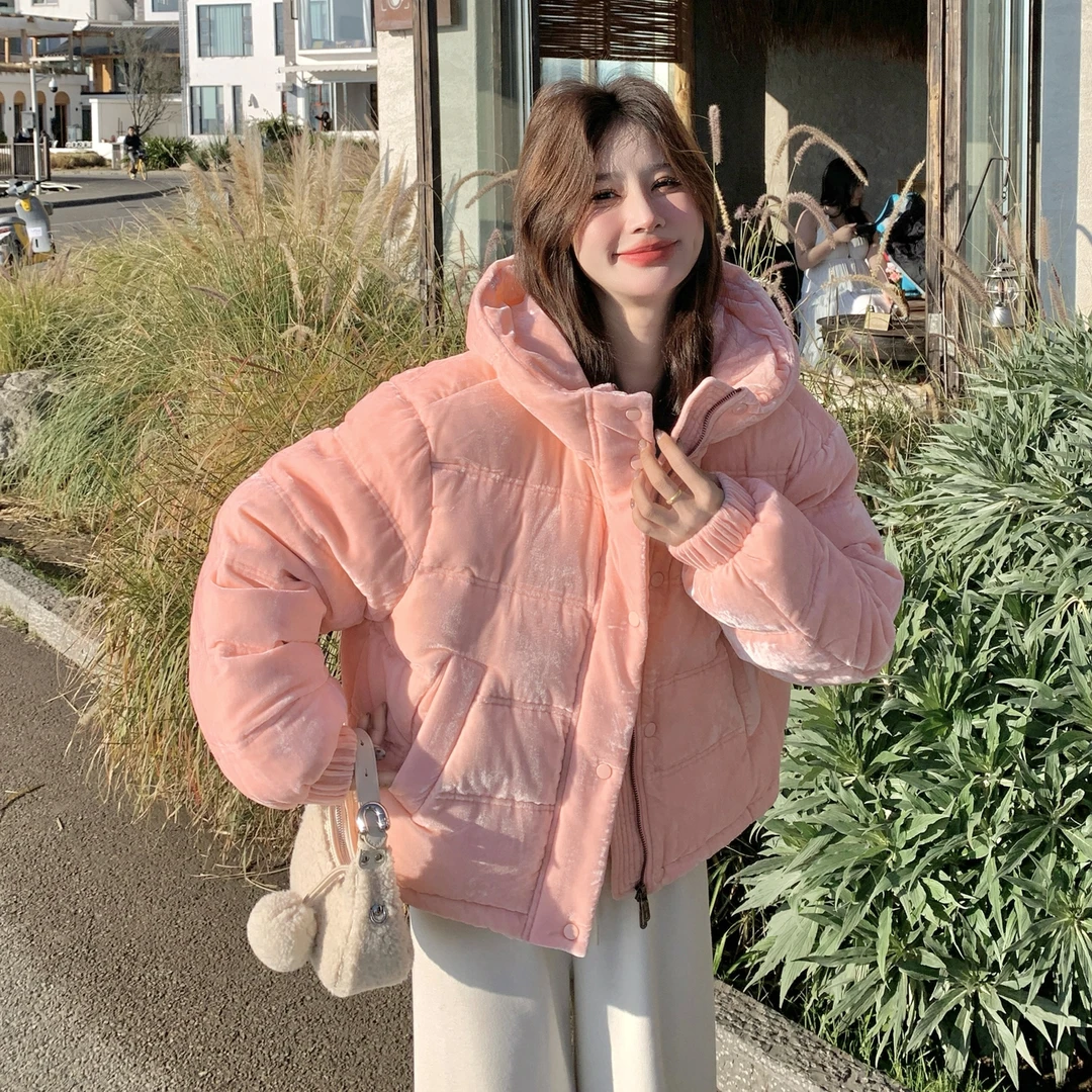 粉色金丝绒连帽羽绒服女2025冬季独特超好看小个子90白鸭绒面包服