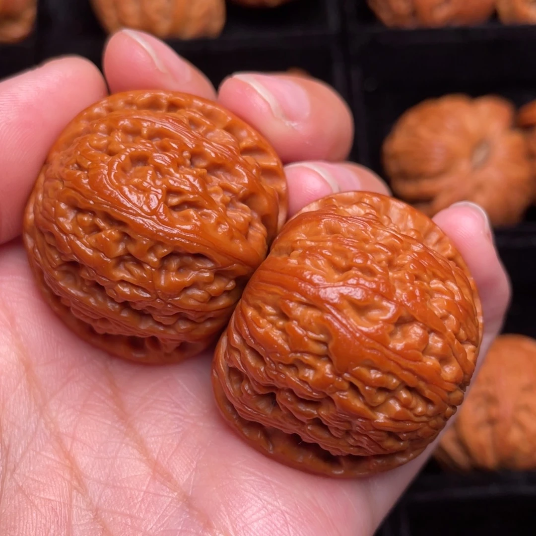 文玩核桃吊坠秦岭野生文玩核桃