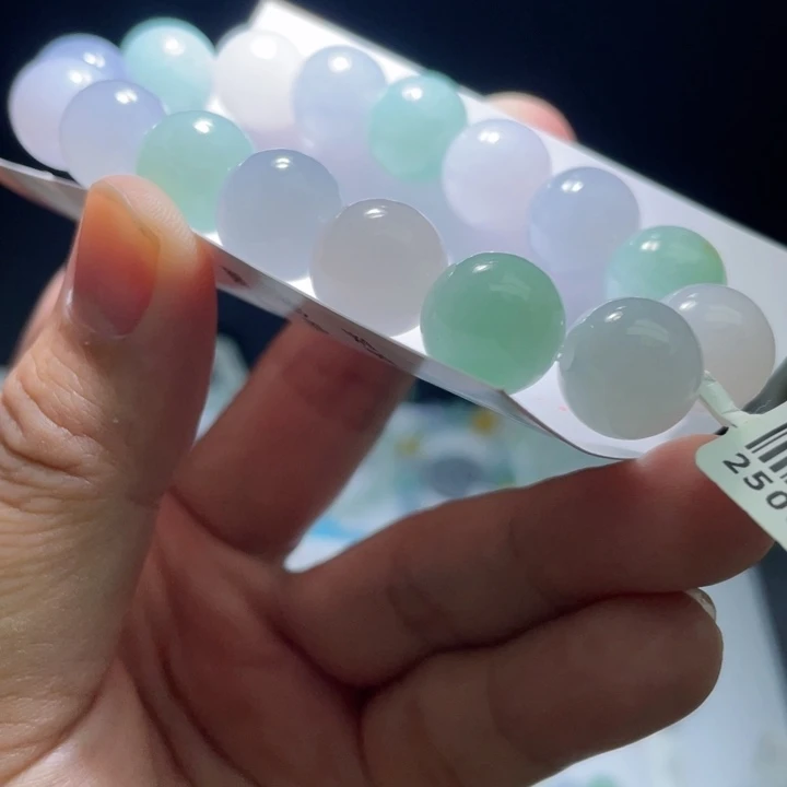 未镶嵌定制翡翠翡翠卡12+