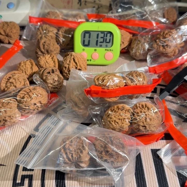 四对文玩核桃无售后