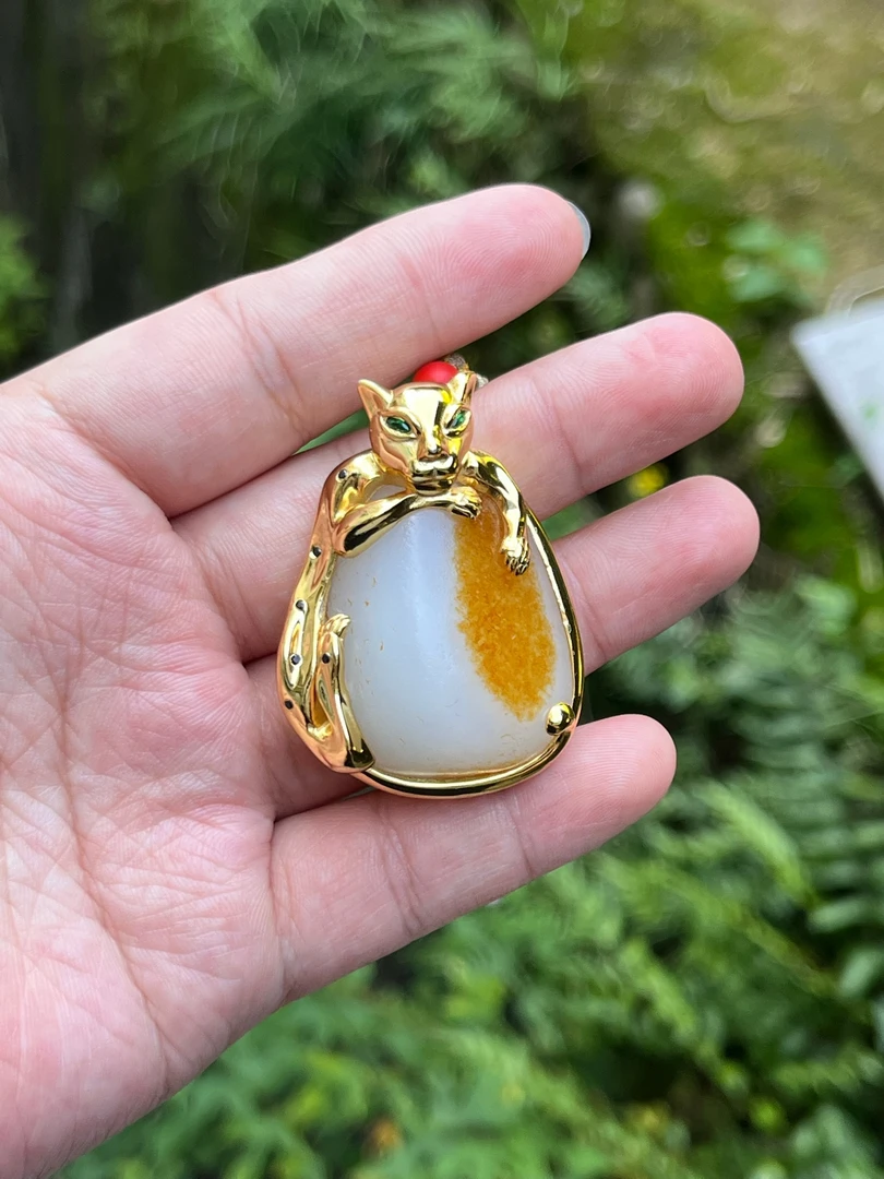 【底价已开价,不议价】48.7克和田玉金皮白玉包边挂件图文098