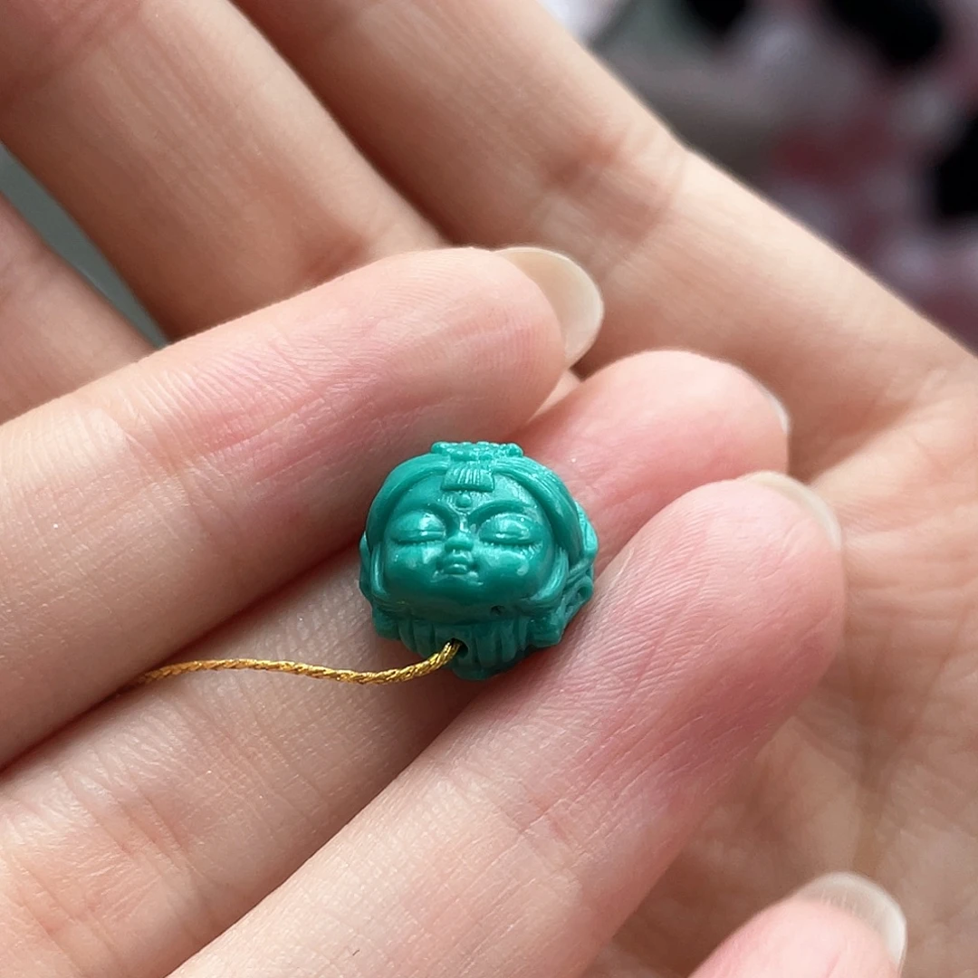 未镶嵌绿松石颈饰