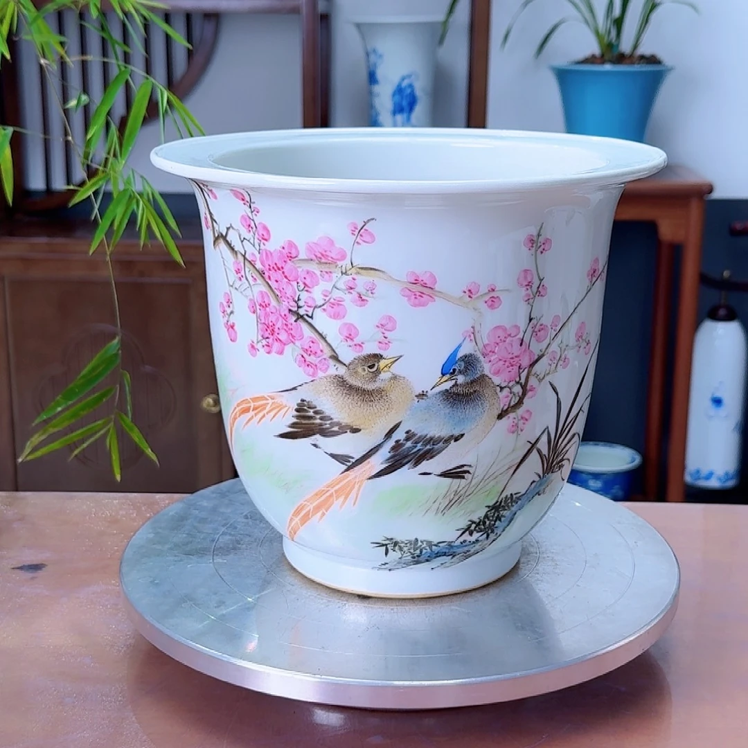 用***1粉彩金钟陶瓷花盆