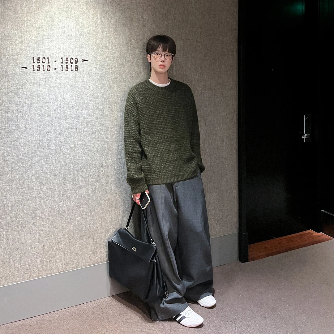 高林凡 羊毛针织衫纯色圆领套头保暖毛衣男女秋冬简约加厚宽松