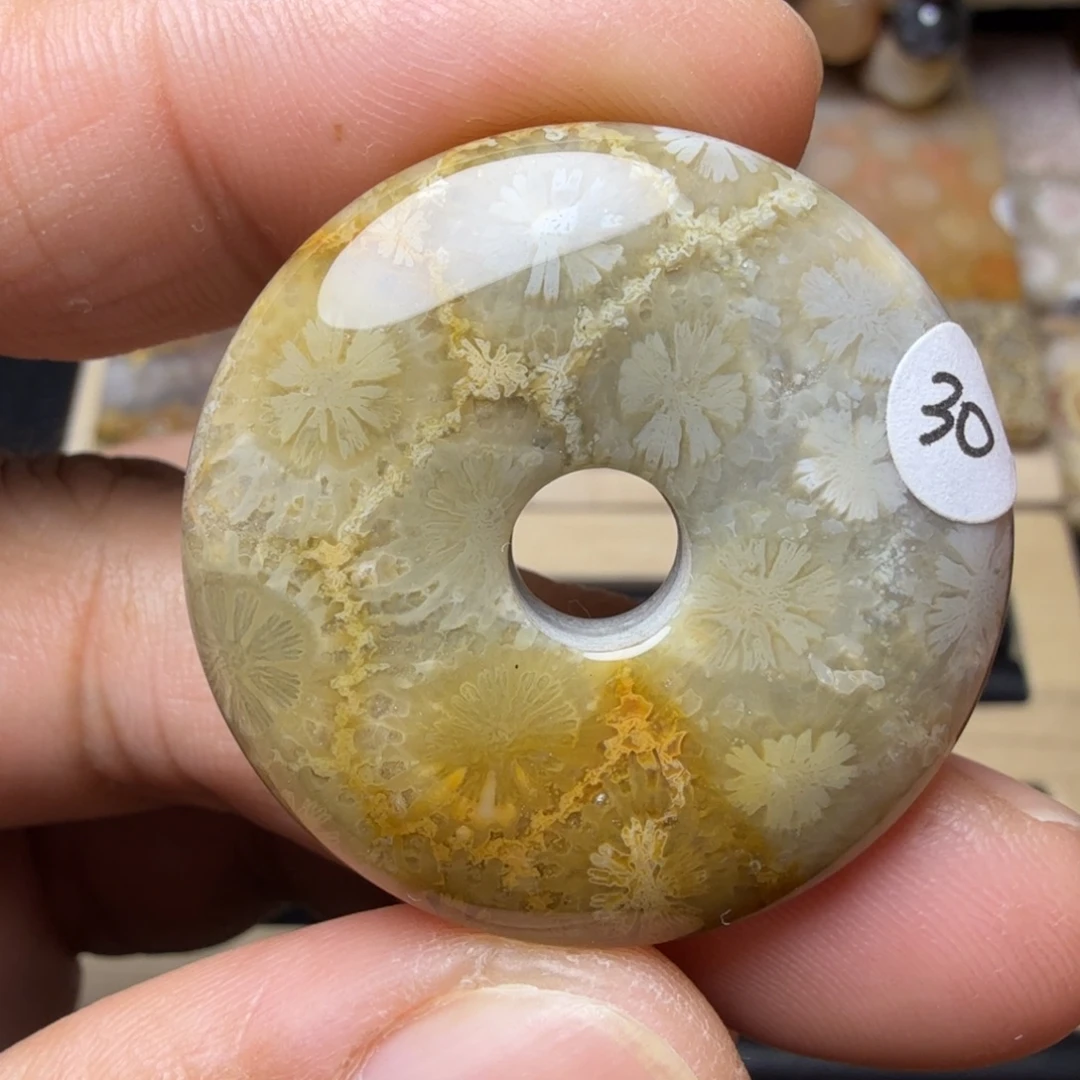 硅化玉未镶嵌纯天然色有机玉石保真色