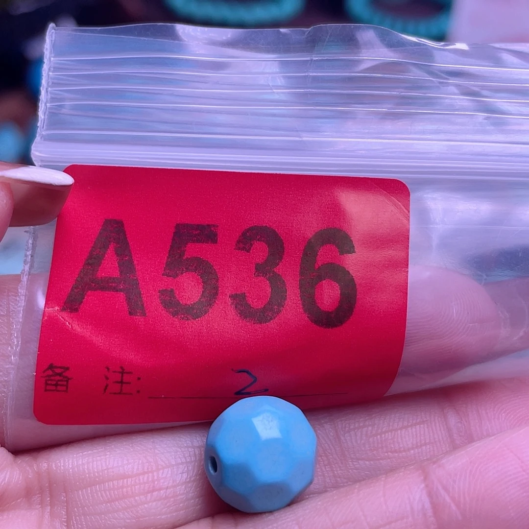 十堰原生态绿石头特色手工配饰