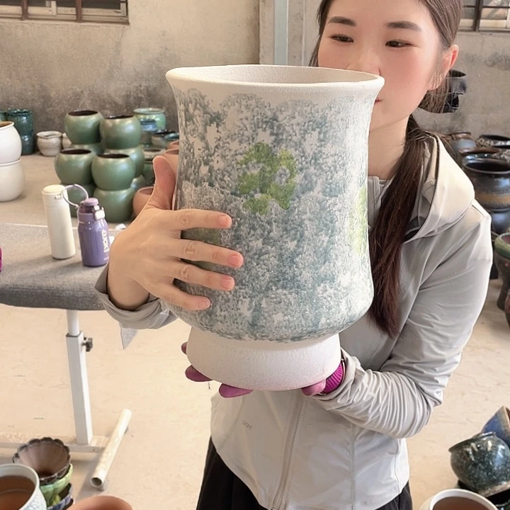 紫砂花盆正品。 20 30r t t t
