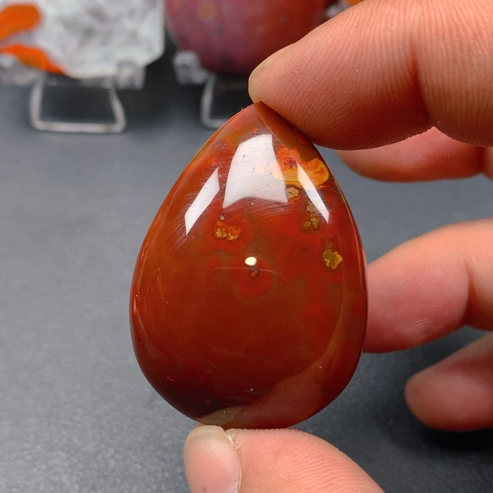 玛瑙/玉髓颈饰未镶嵌信*