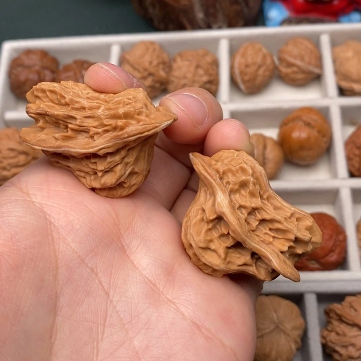 把件文玩核桃小鸟。。。