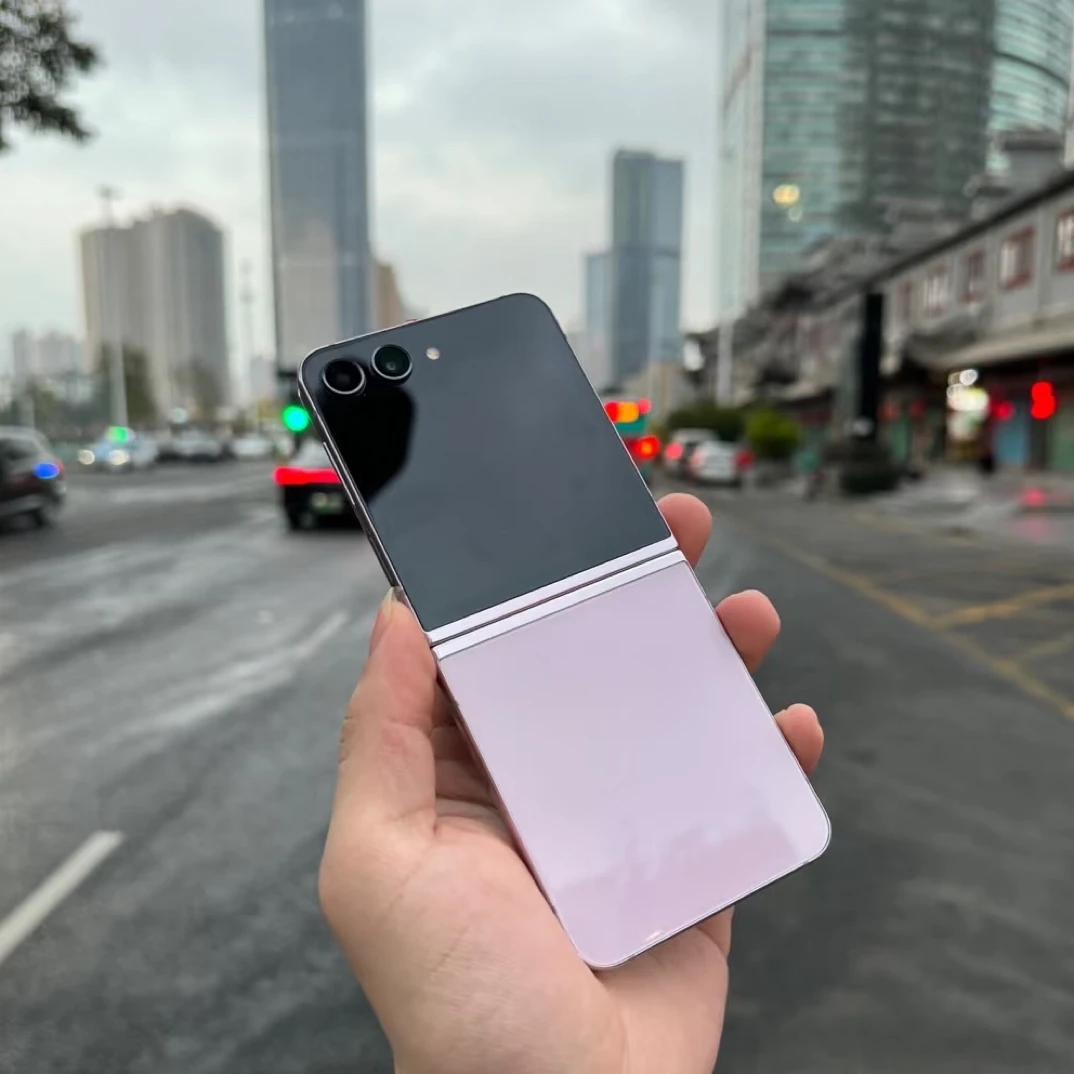 9新 Samsung/三星 Z Flip5国行单卡小折叠手机原装正品颜值性价比