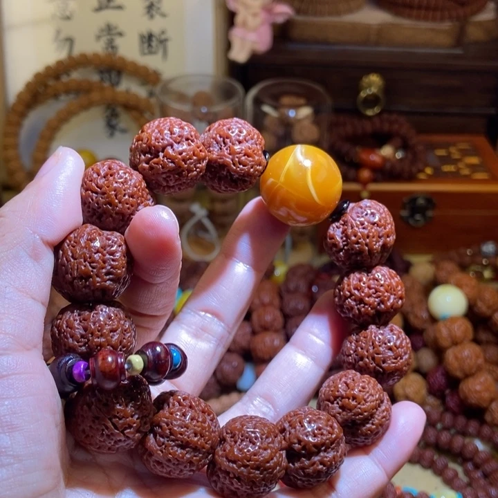 吊坠金刚菩提225玉化菠萝一物