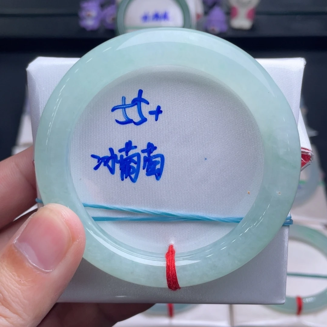 翡翠未镶嵌手镯翡翠手镯02