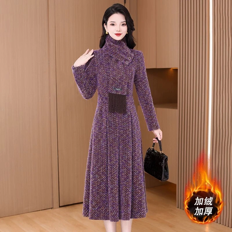 气质加厚连衣裙配围巾洋气打底复古中长款收腰显瘦贵夫人高贵裙子