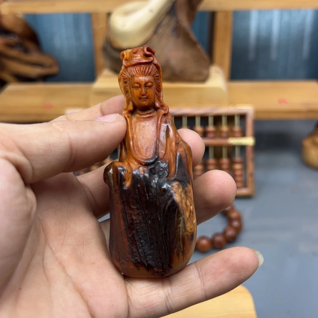 山***滩木崖柏木摆件手把件