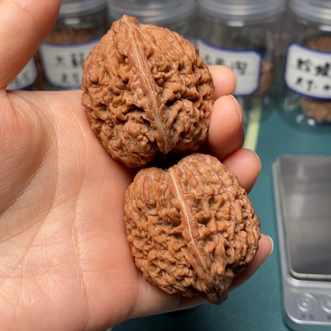 胖***仔核桃39尺全品大蒜头