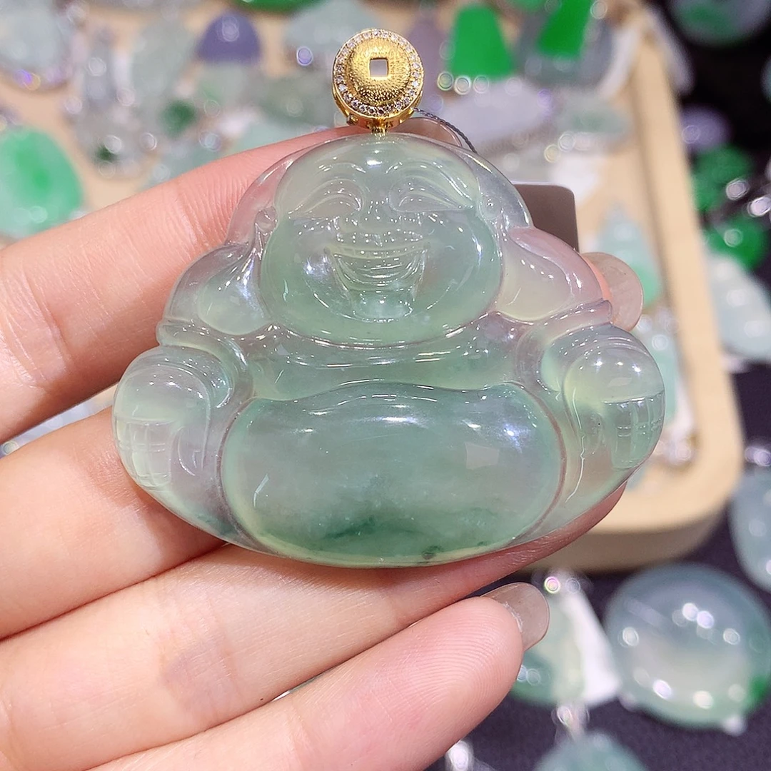 翡翠18K金镶嵌颈饰佛