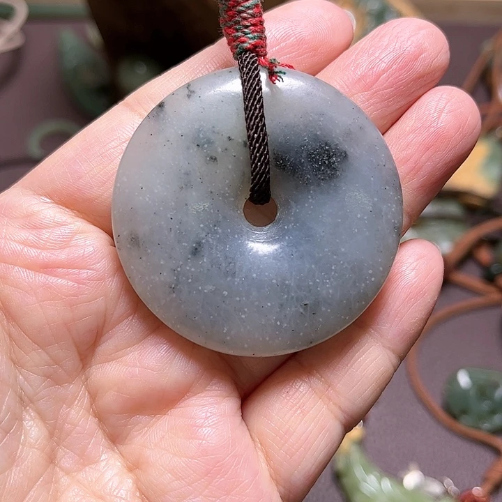 岫岩河磨玉（透闪石质玉）手绳未镶嵌