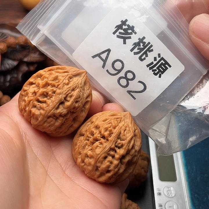 吊坠文玩核桃凤凰台35