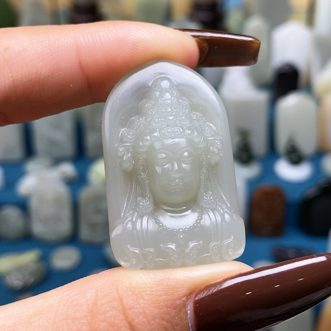 颈饰未镶嵌和田玉