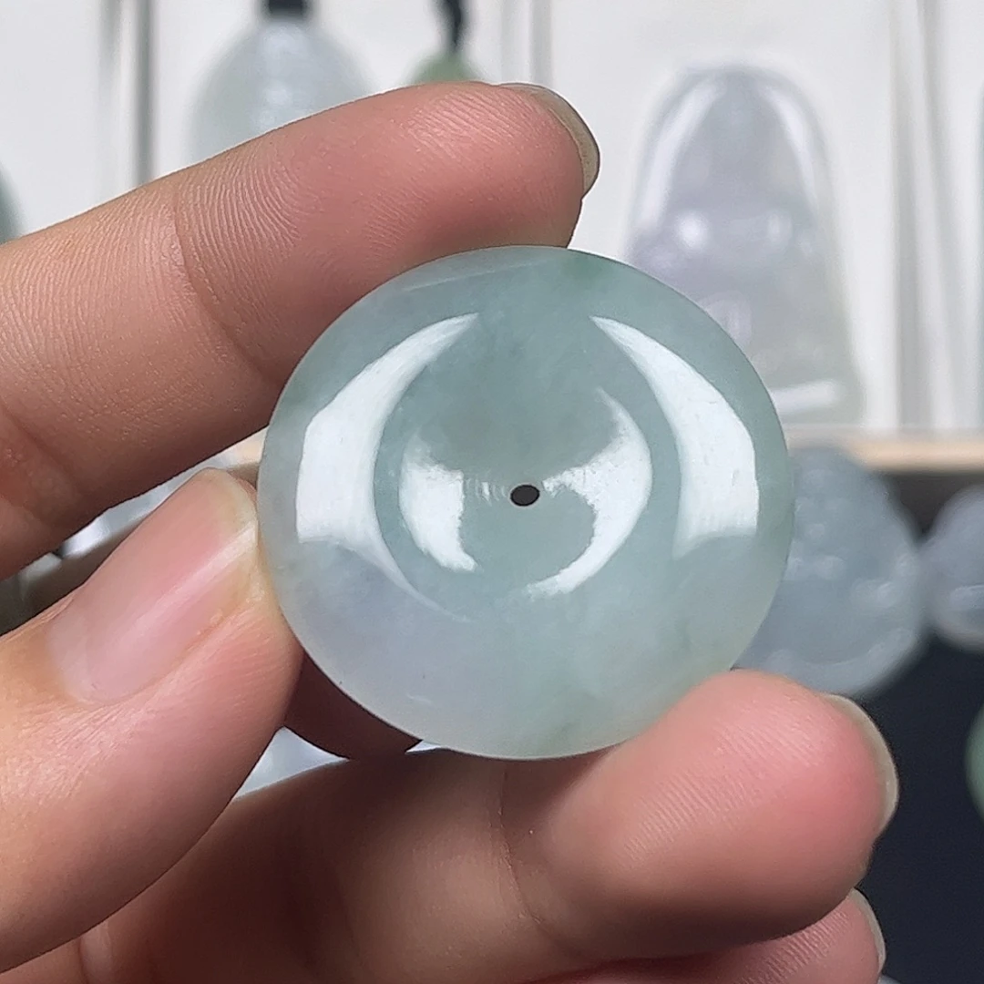 翡翠未镶嵌颈饰缅甸天然翡翠