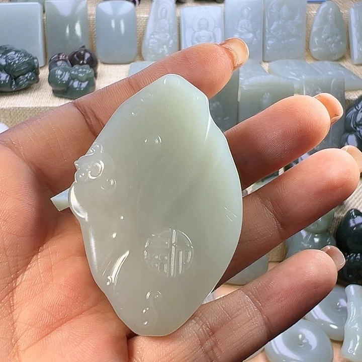 污***头和田玉（糖玉）未镶嵌车挂