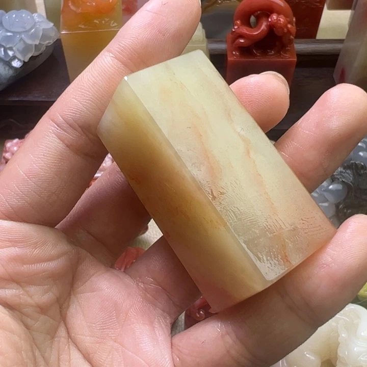 寿山石印石377号48:22:22