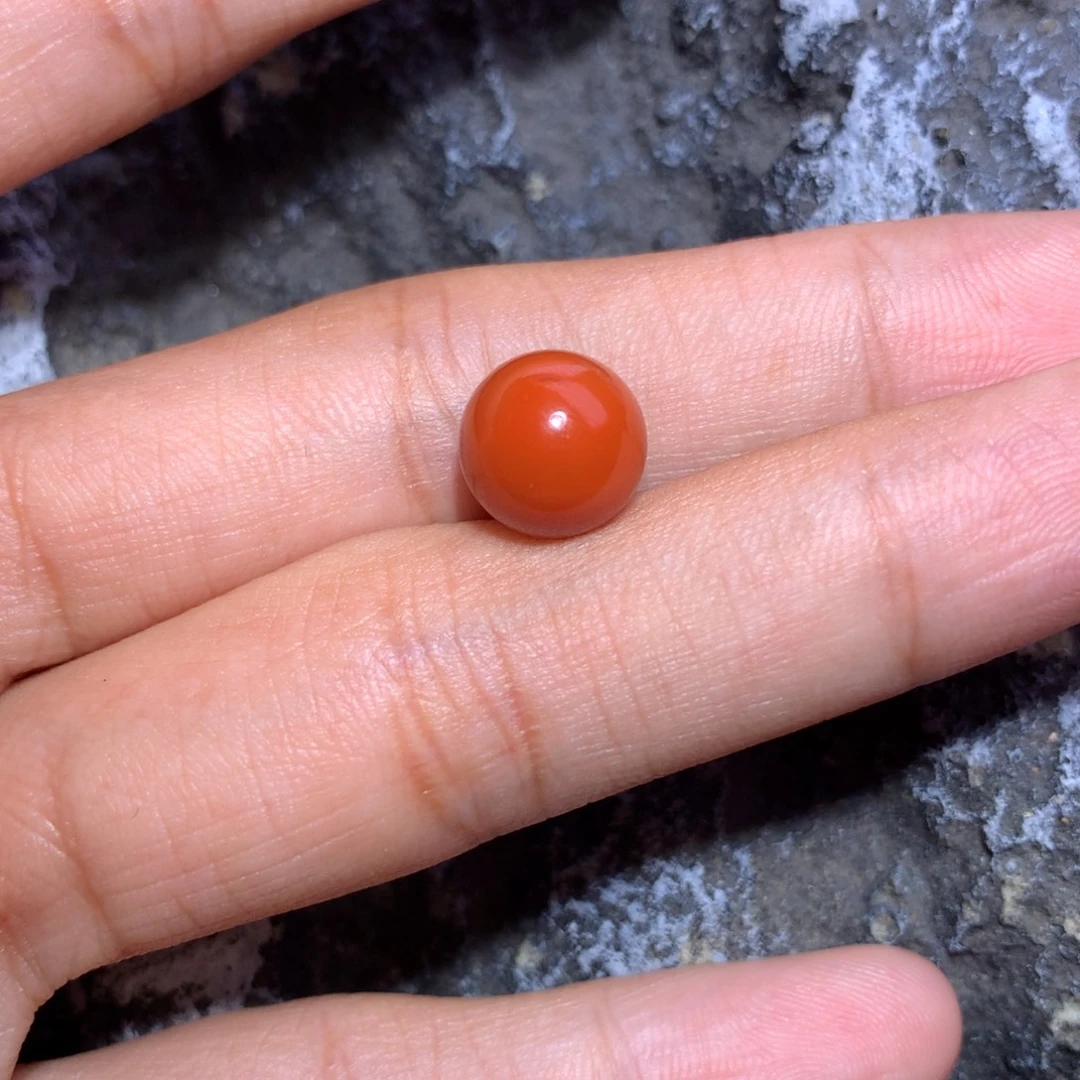 南红玛瑙未镶嵌满肉圆珠9+微纹