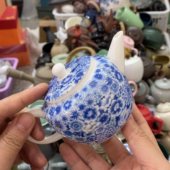 陶瓷艺术品及陶瓷壶壶