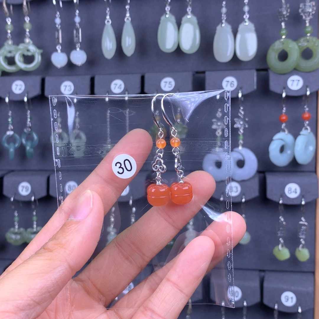 南红玛瑙耳饰银S925镶嵌小*仔