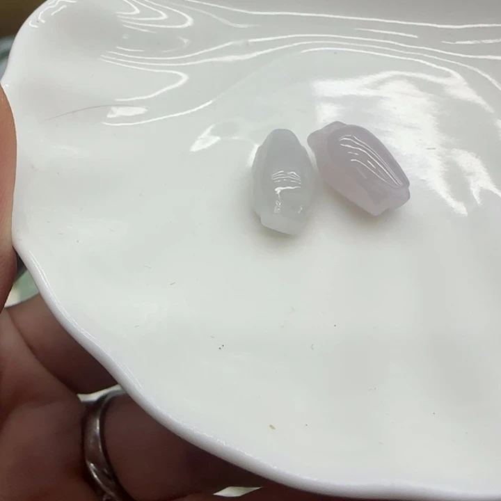 翡翠未镶嵌手链玉兰花