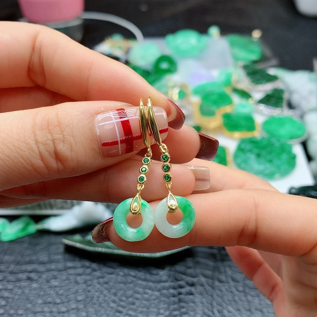 【闪购商品】翡翠耳饰未镶嵌，