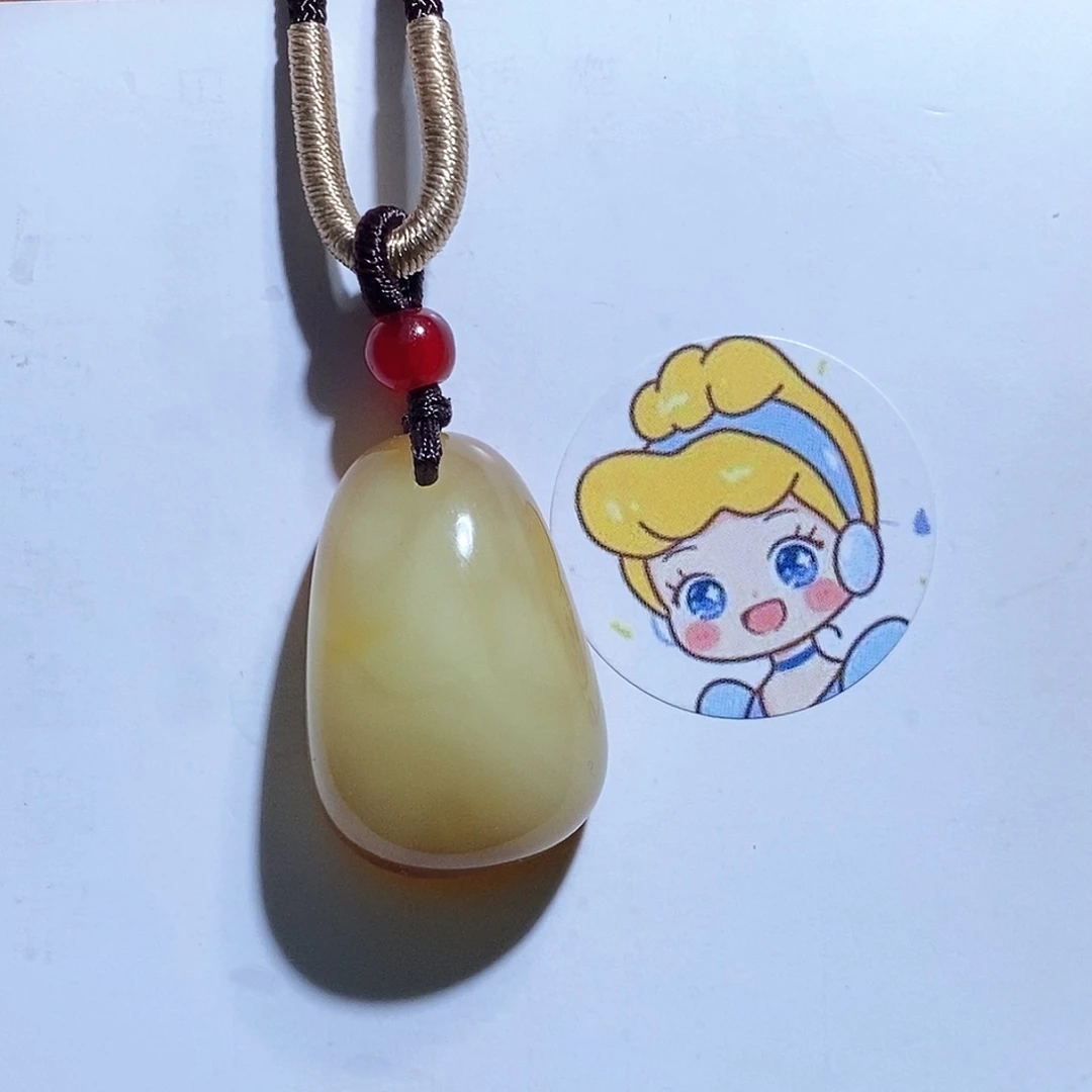 未镶嵌琥珀珠宝奇石