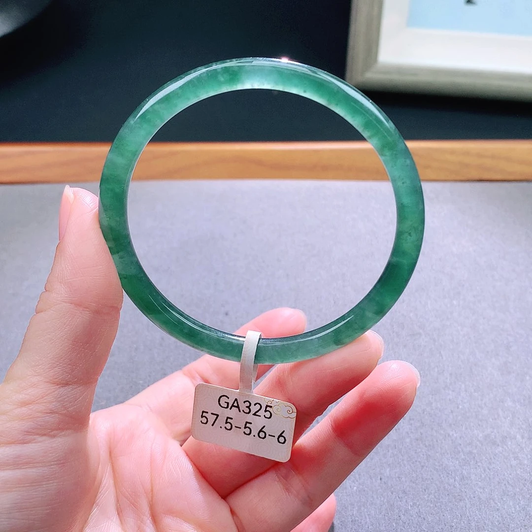 未镶嵌手镯翡翠天然翡翠手镯a货