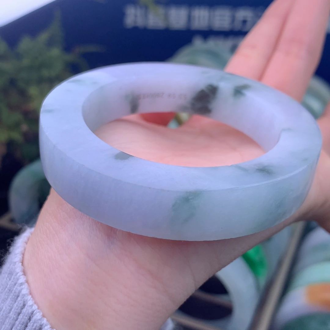 定制翡翠未镶嵌手镯定制不退不换