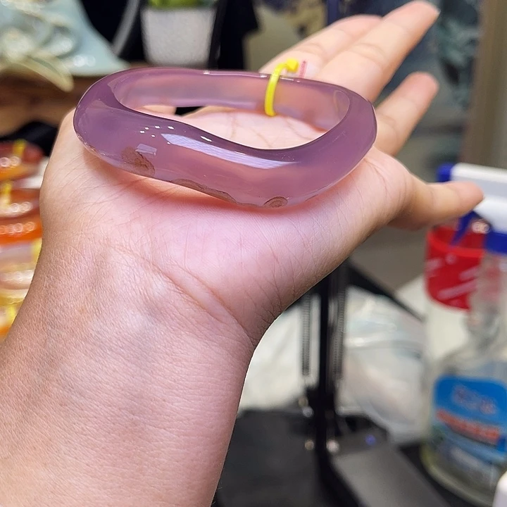 用***7玛瑙/玉髓手镯未镶嵌