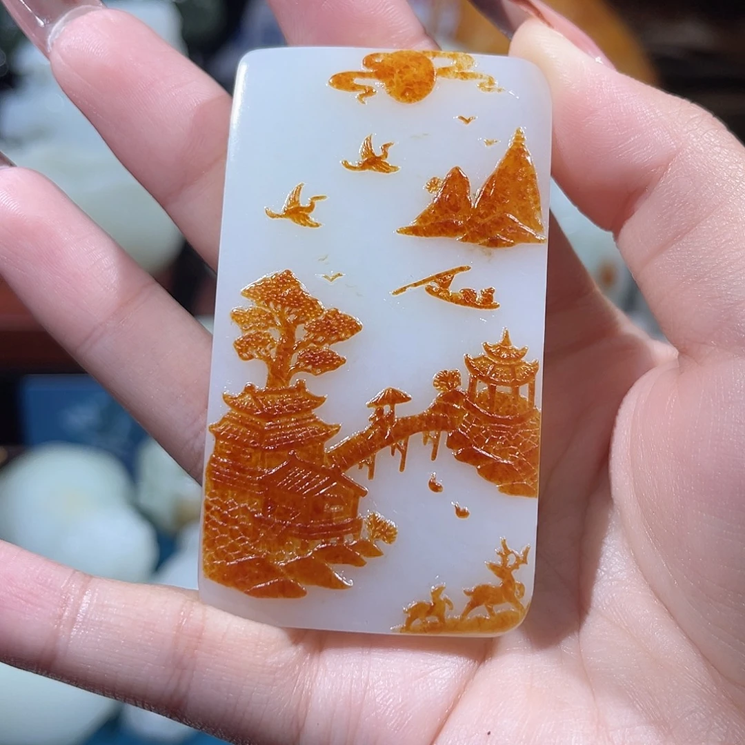 颈饰未镶嵌和田玉（糖玉）