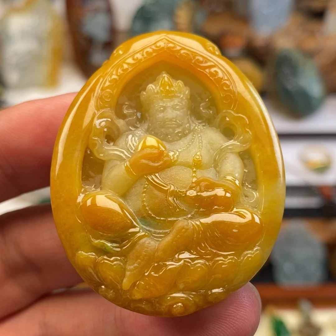 颈饰未镶嵌翡翠缅甸天然翡翠黄财神