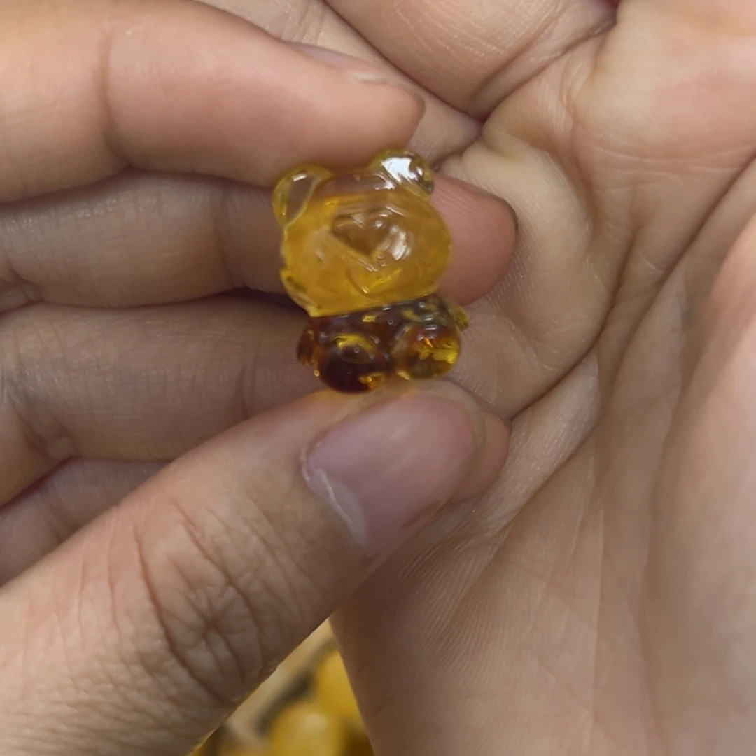 琥珀未镶嵌珠宝奇石