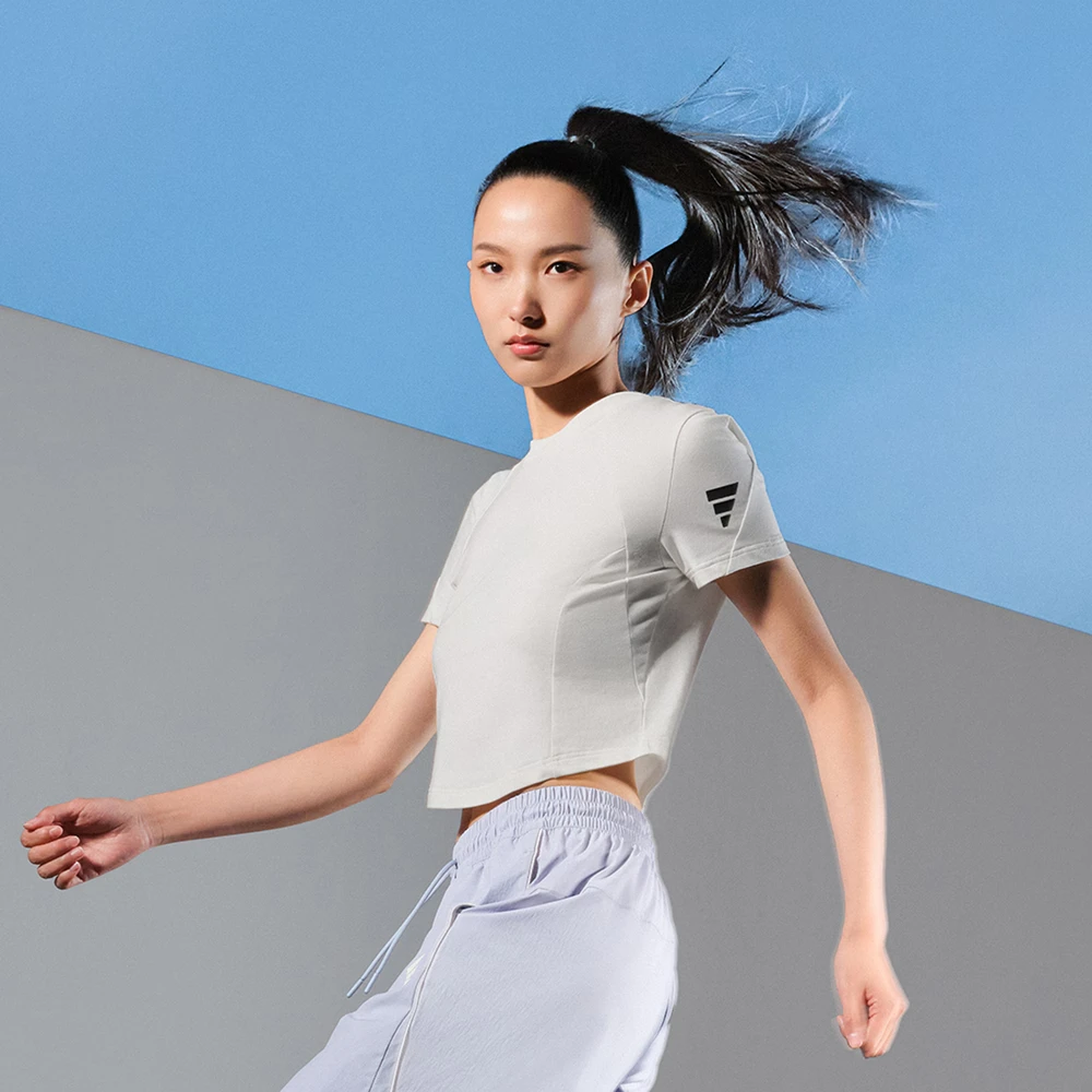 adidas阿迪达斯女子七夕FUSTL W SS T流光风针织无领短T恤JW1882