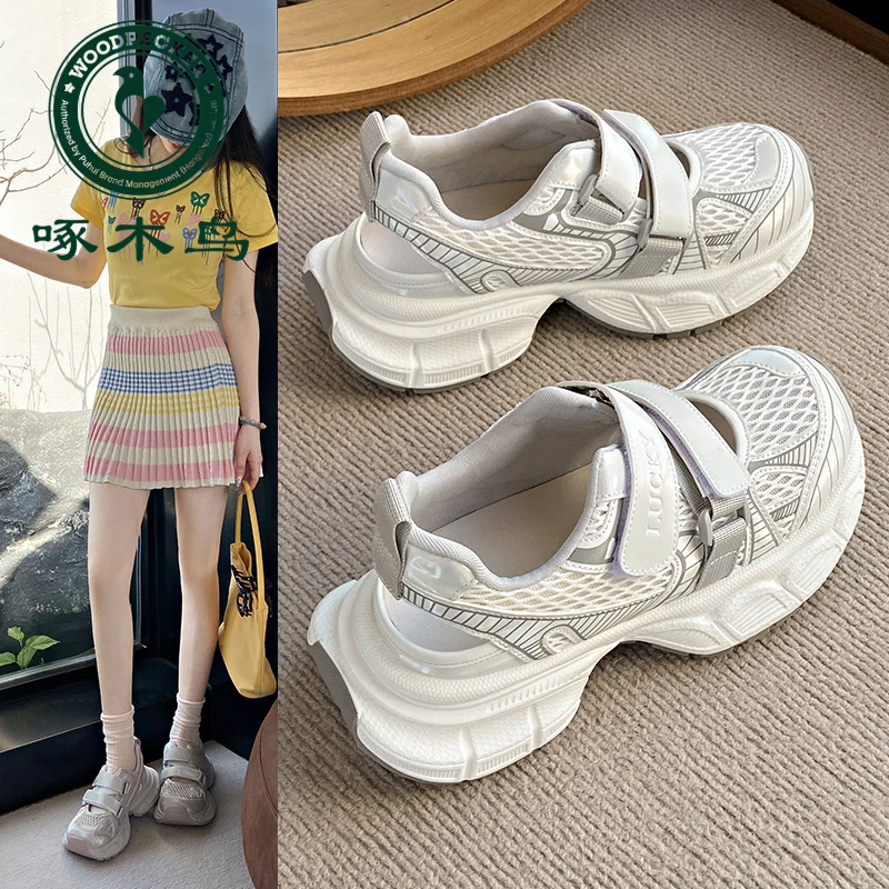 啄木鸟镂空运动凉鞋包头女款2025新款夏季魔术贴厚底网面透气鞋子