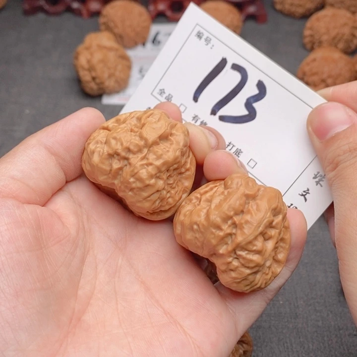 文玩核桃吊坠38蛤蟆173