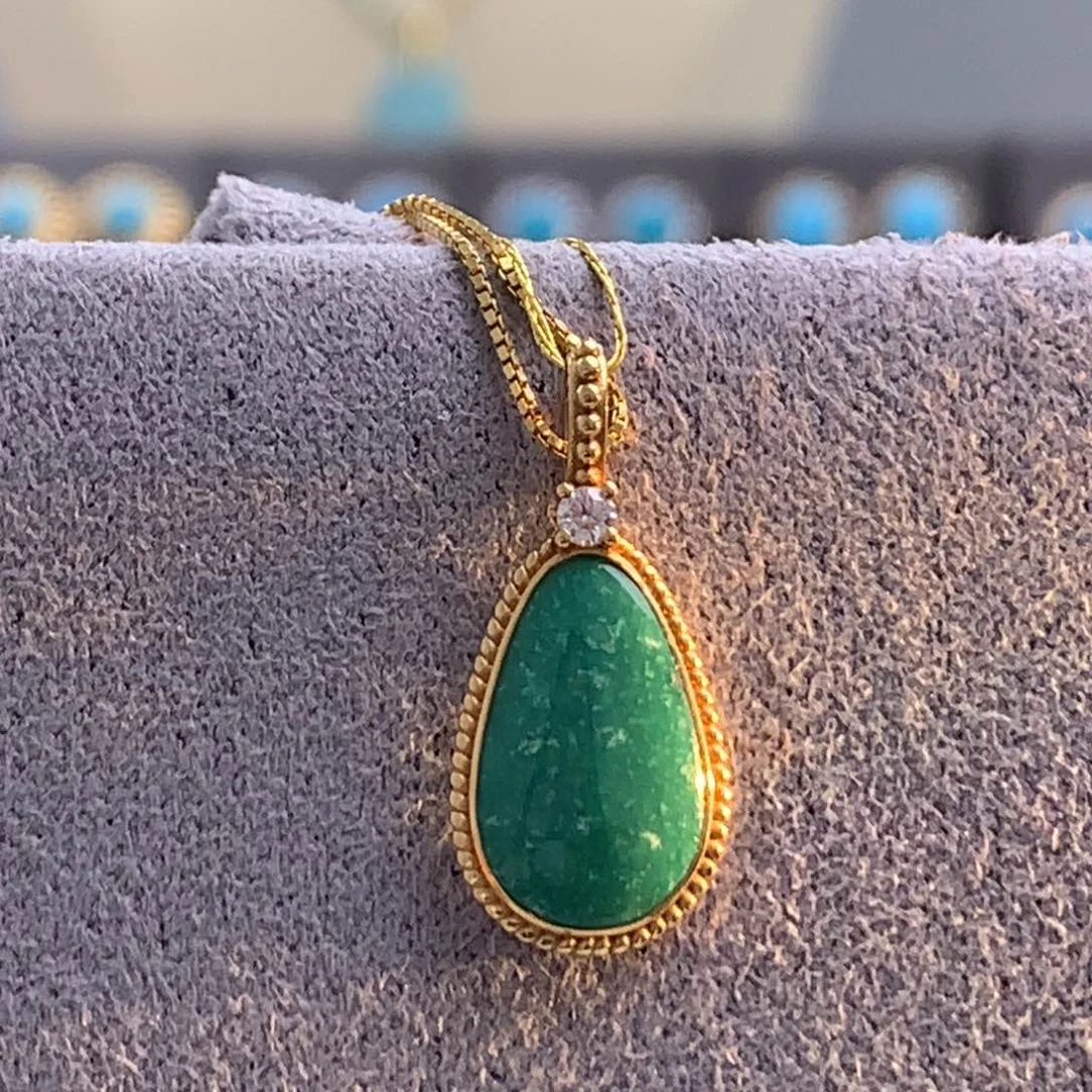 未镶嵌绿松石吊坠