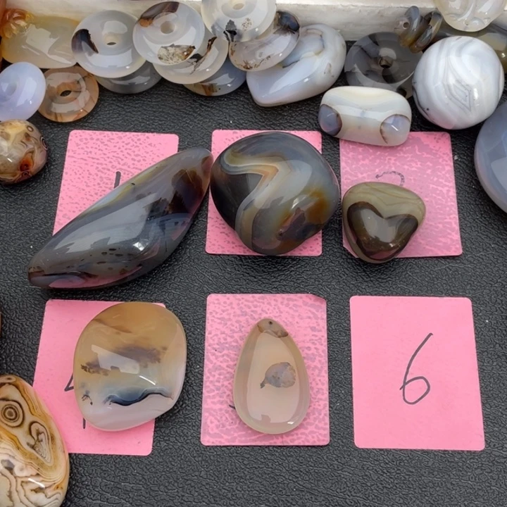 啊***谦玛瑙/玉髓未镶嵌玉髓马达加斯加玉髓玛瑙