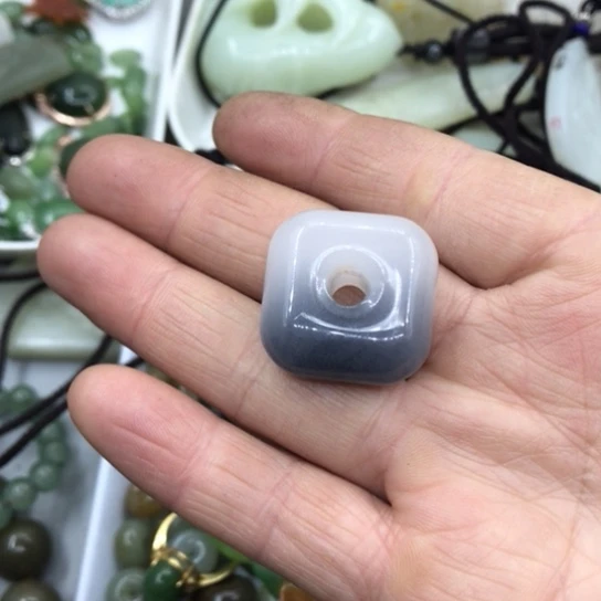 石英质玉颈饰合金蕲****店